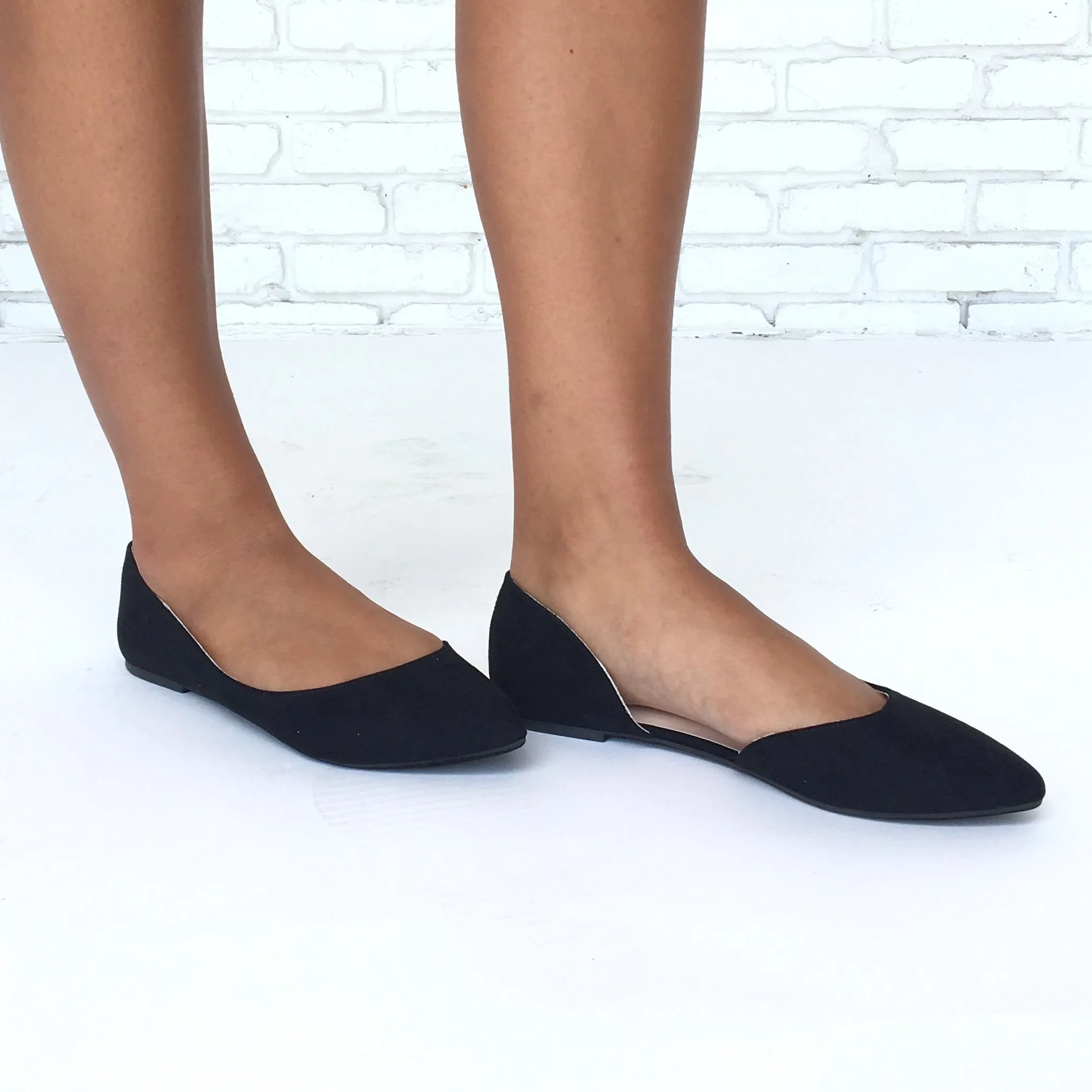Newman Suede Ballerina Flats In Black