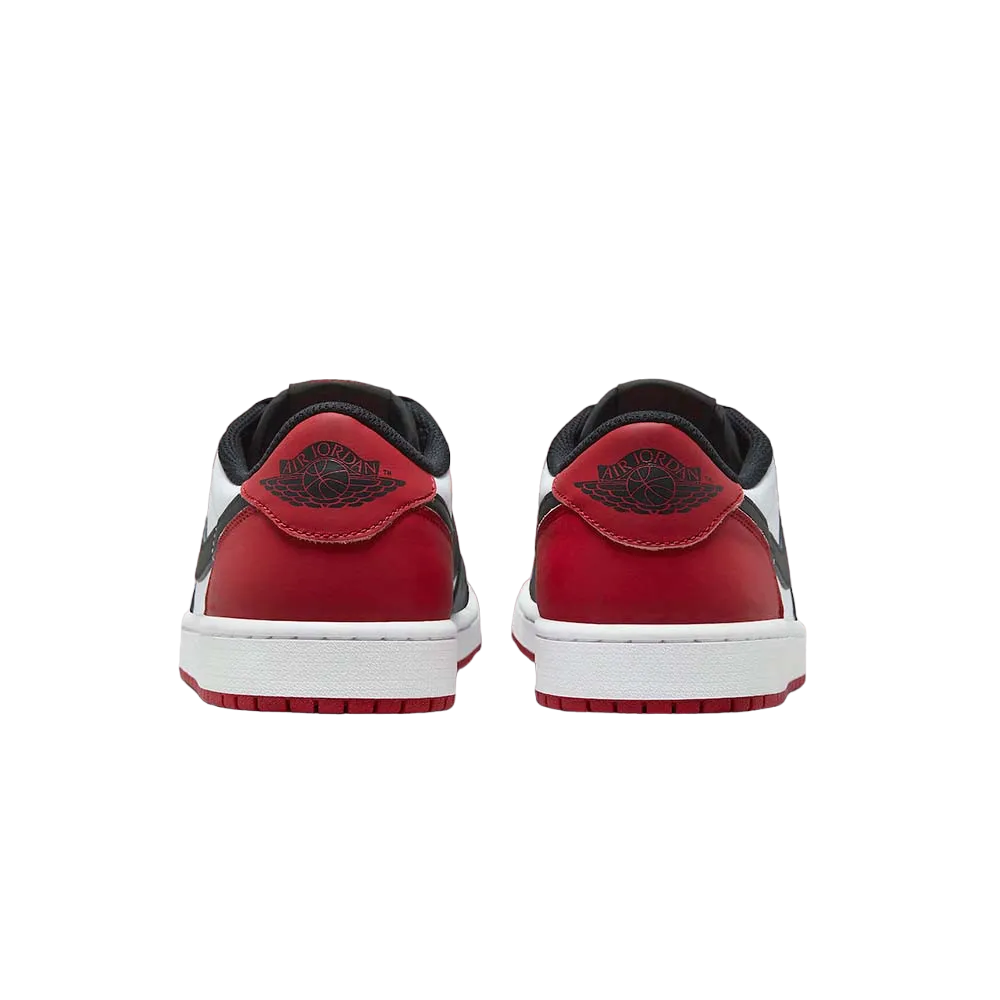 Tênis Air Jordan 1 Low Black Toe