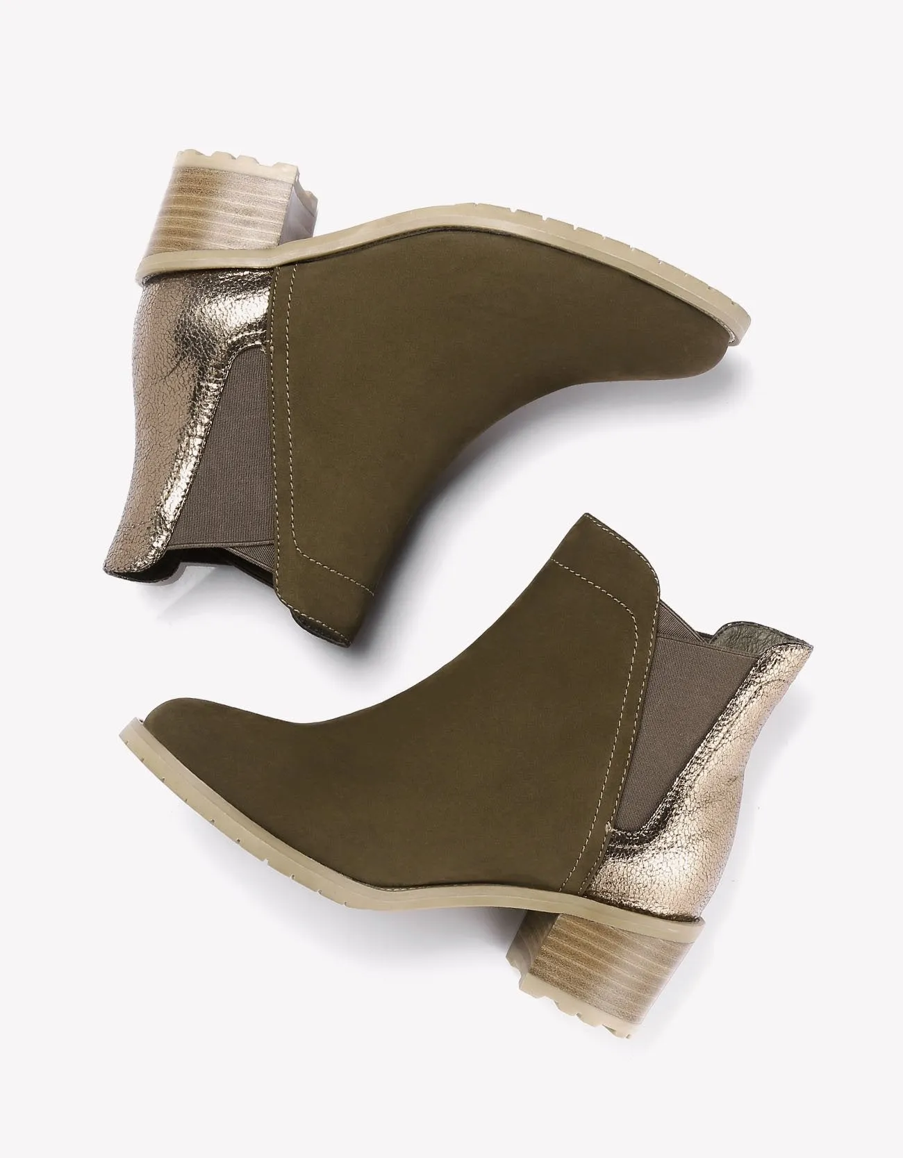 URBAN UGG®  Chelsea