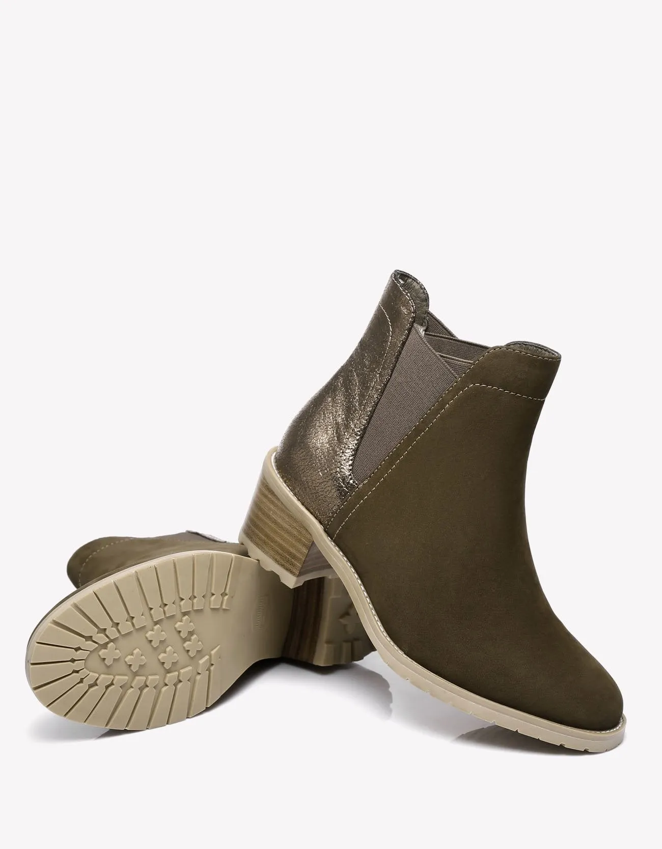 URBAN UGG®  Chelsea